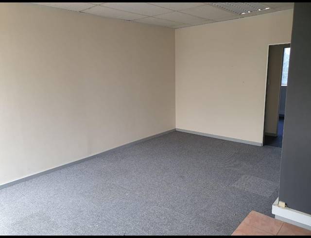 200M² OFFICE TO LET IN DURBANVILLE CENTRAL